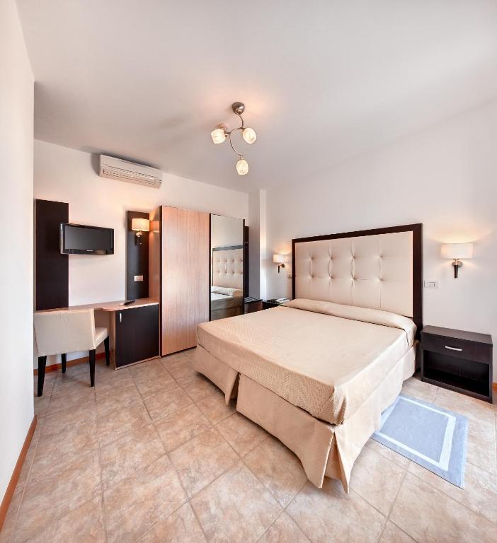 Hotel Bahia San Benedetto del Tronto Chambre photo