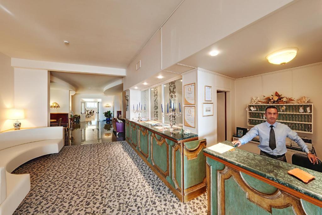 Hotel Bahia San Benedetto del Tronto Extérieur photo